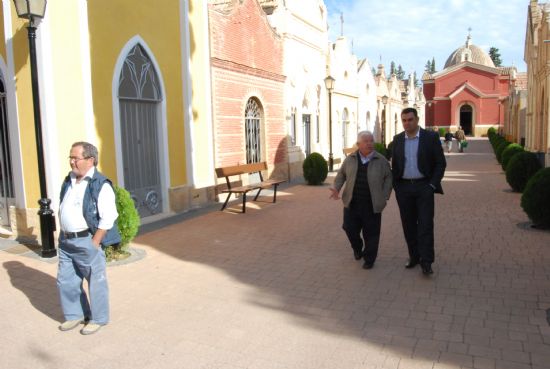 MEDIO CENTENAR DE EFECTIVOS INTEGRARÁ EL DISPOSITIVO DE EMERGENCIAS, SEGURIDAD Y LIMPIEZA COINCIDIENDO CON EL DÍA DE TODOS LOS SANTOS EN EL CEMENTERIO MUNICIPAL “NUESTRA SEÑORA DEL CARMEN”